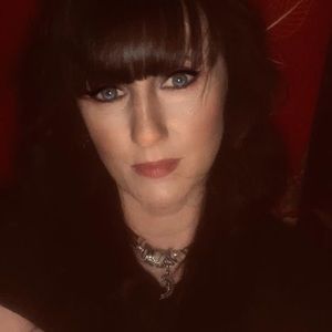 Meet your Posher, Bobbijo